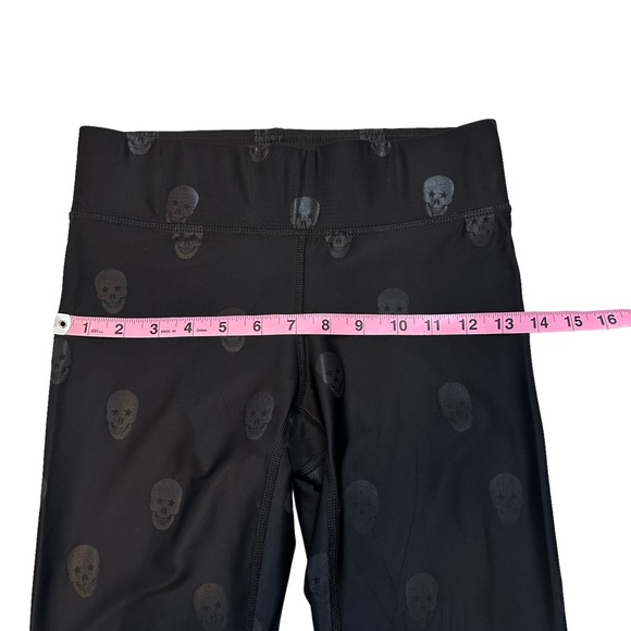 Terez | Skull Foil Printed Leggings Size S - Picture 12 of 14